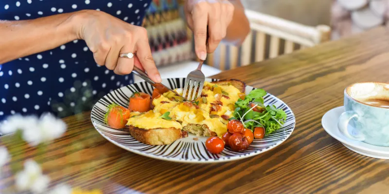 protein intake and timing